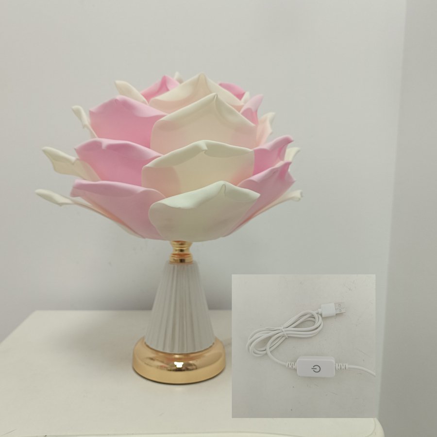 Pink‑white gradient large rose flower table lamp, ceramic‑texture base bedroom bedside lamp, romantic wedding‑room atmosphere decorative table lamp