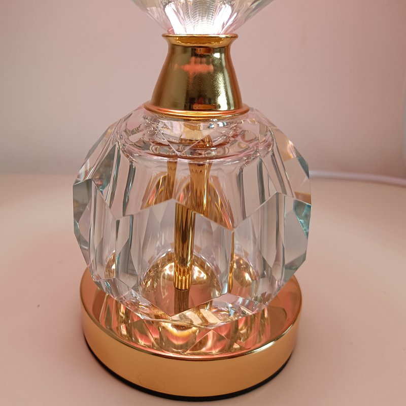 Romantic Feather Desk Lamp for Bedroom, Luxury Crystal & Gold Base Night Light, Aesthetic Cute Room Decor