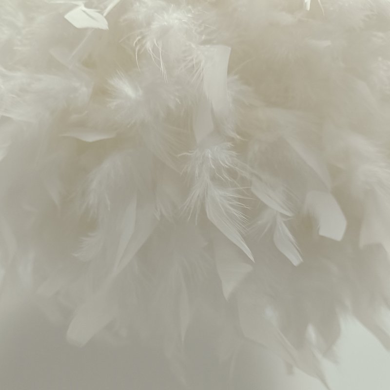 White badminton‑shaped lampshade, fluffy feather spherical chandelier shade, popular decorative lamp accessory for bedroom and dining room