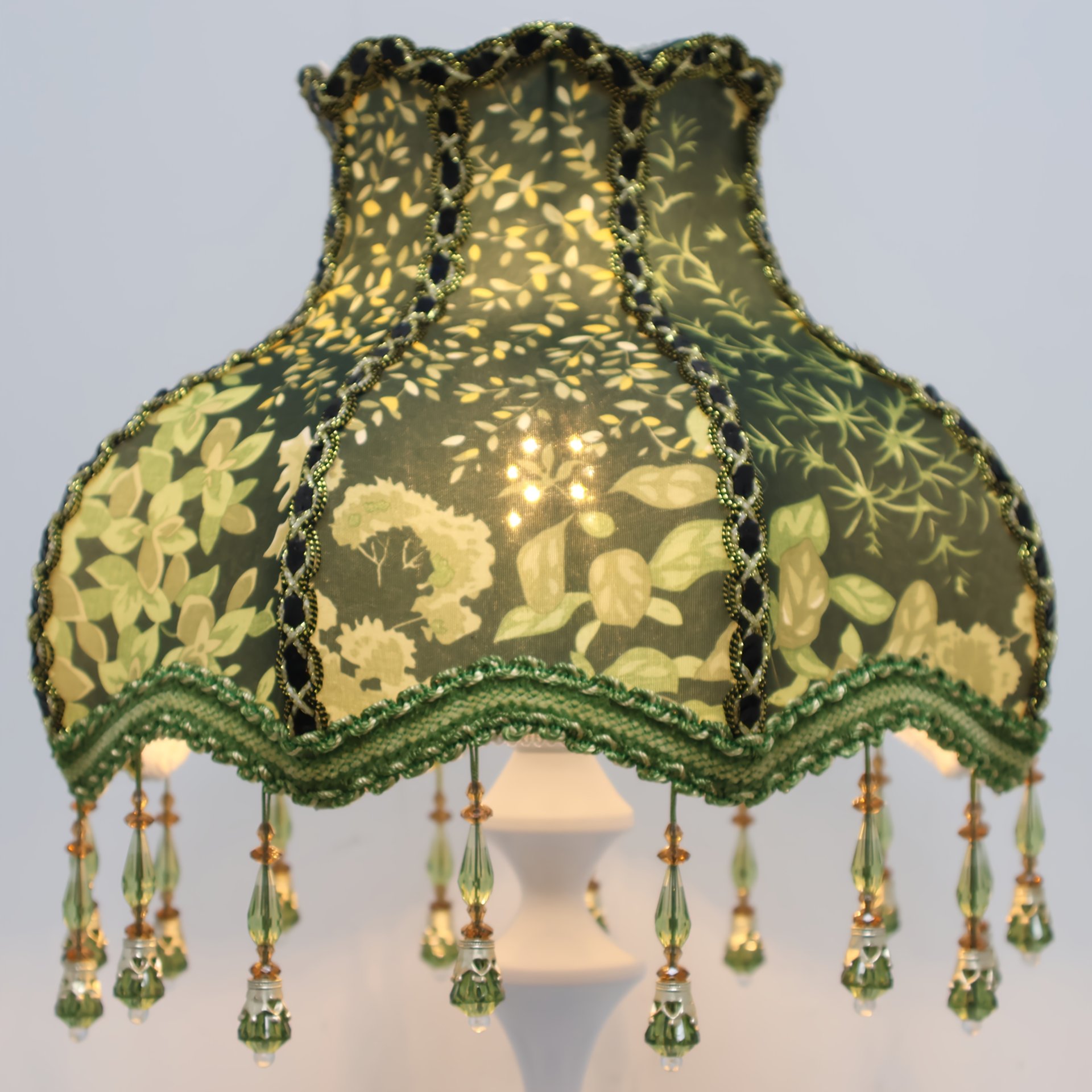 Handmade Floral Fabric Lampshade – Aesthetic Cottagecore & Coquette Table Lamp Shade Replacement. Romantic Pink/Yellow/White Floral Room Décor (Lampshade