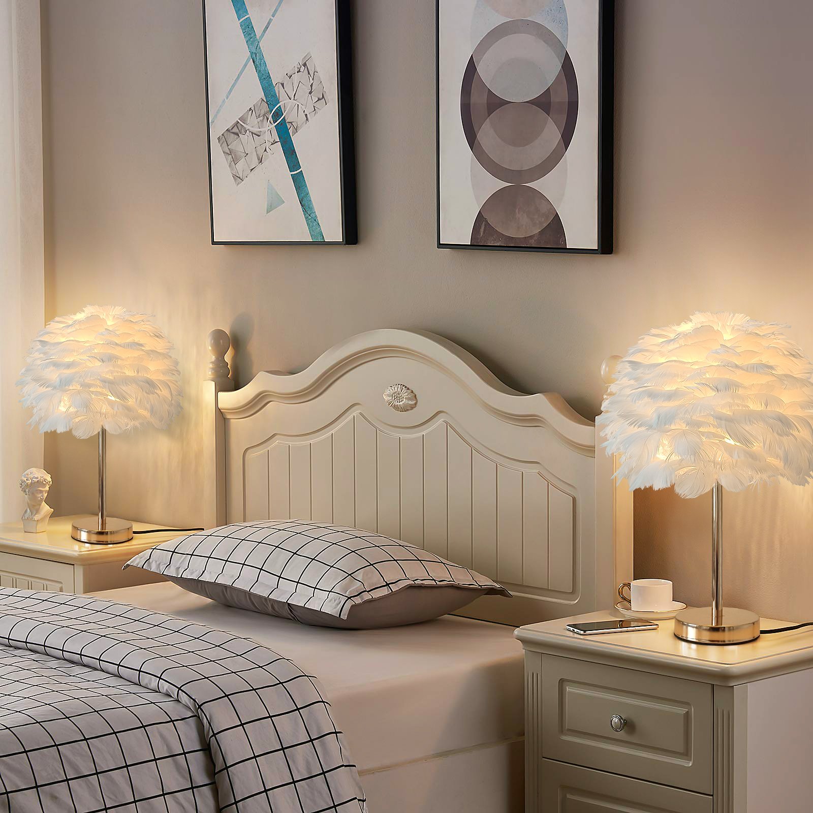 Fluffy Feather Table Lamp, Aesthetic Bedside Night Light with Gold Base & Plume Shade, Coquette Room Decor