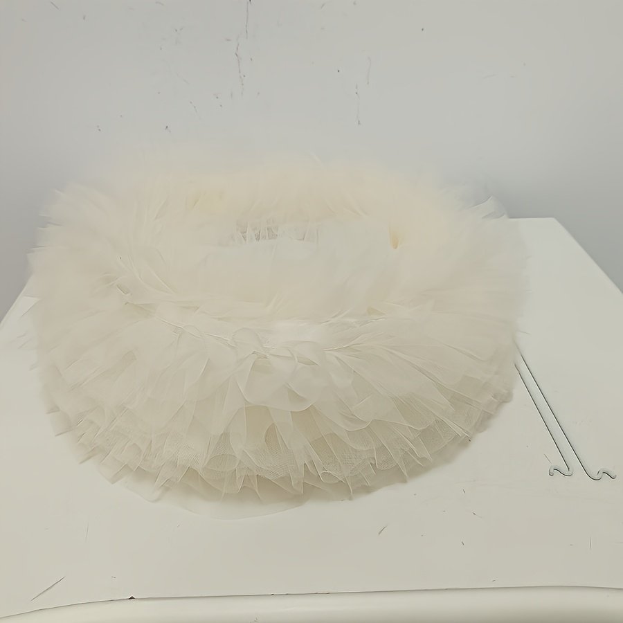 Cream‑style gauze pleated spherical lampshade, soft fluffy gauze lampshade, spherical lampshade shell for wedding‑atmosphere lighting fixtures