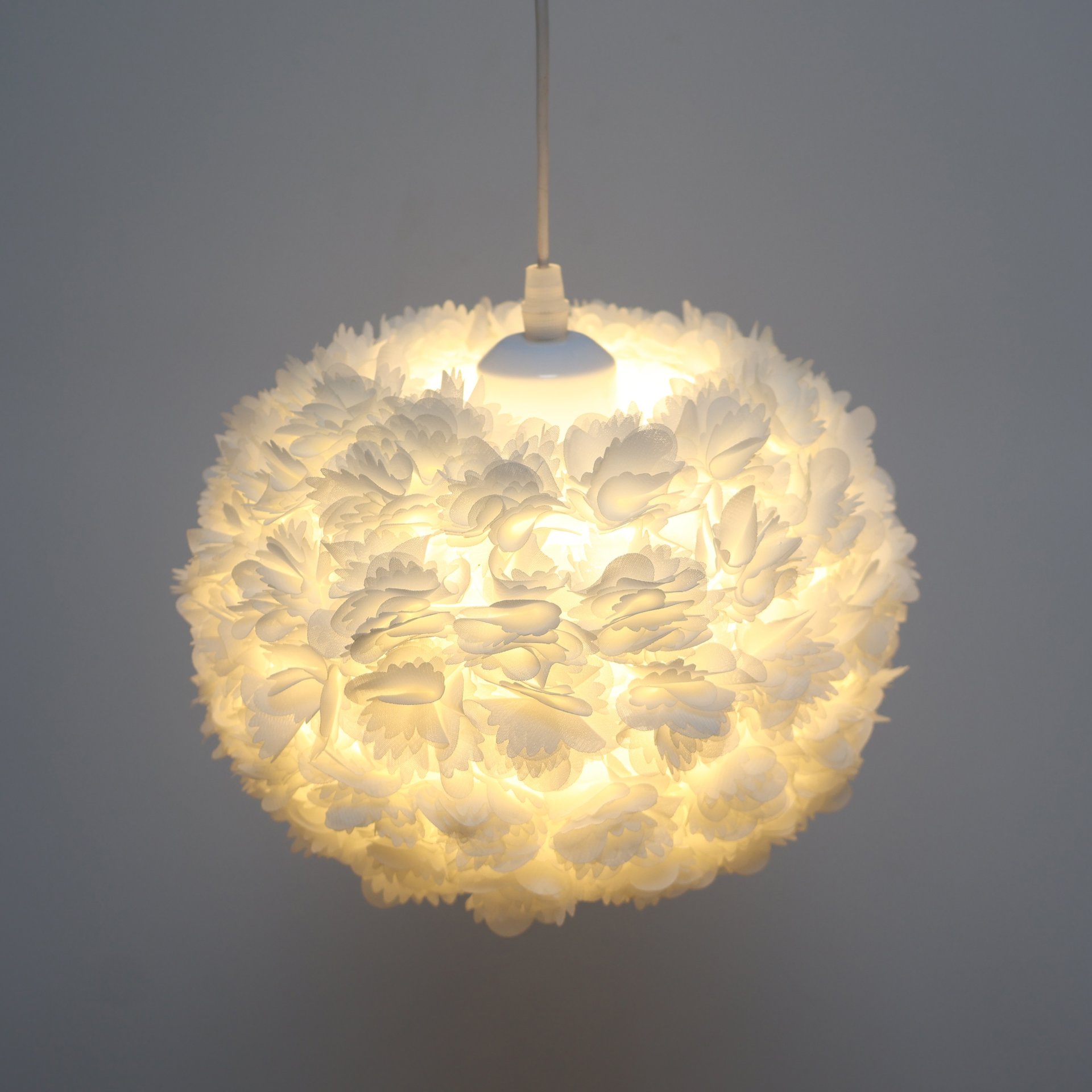 White 3D Flower Round Fabric Lampshade, Floral Petal Pendant Lamp Shade, Replacement Lamp Cover for Pendant Light Ceiling Lamp, Decorative Lampshade for Home Bedroom