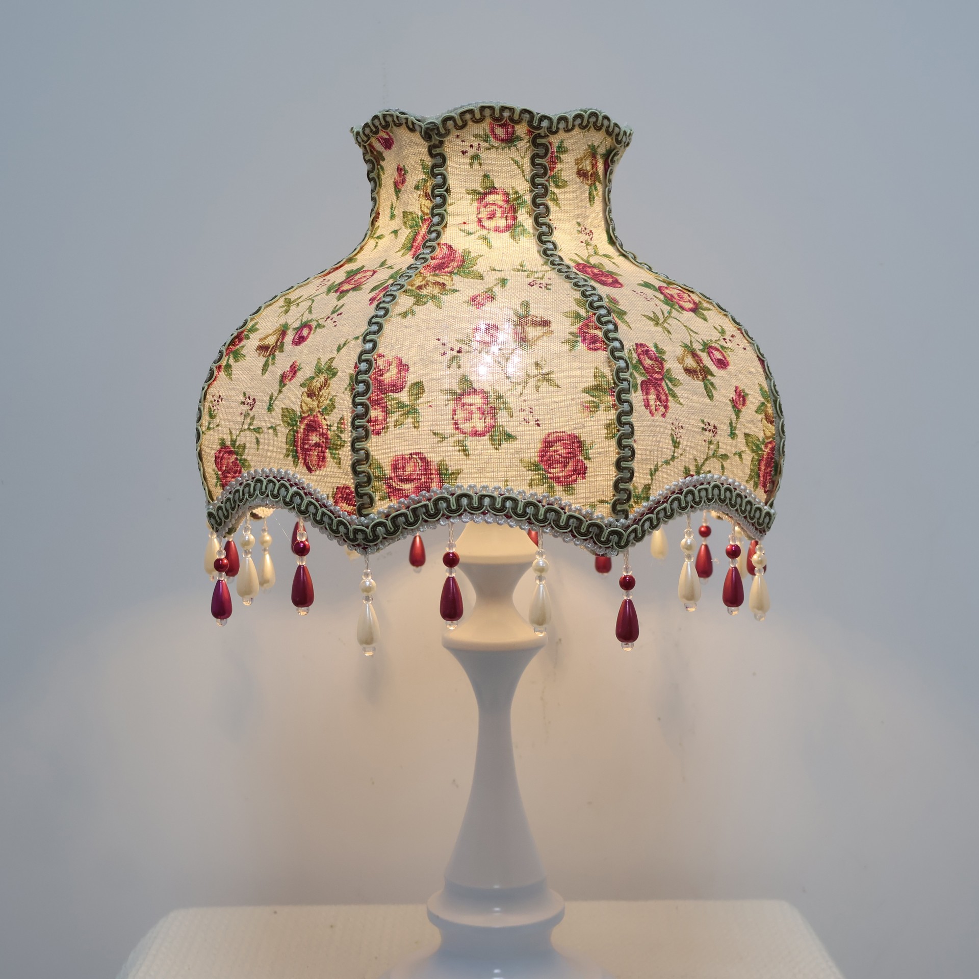 Vintage Floral Rose Linen Lampshade With Bead Tassel, French Country Cottagecore Replacement Lamp Shade For Bedside Table Lamp