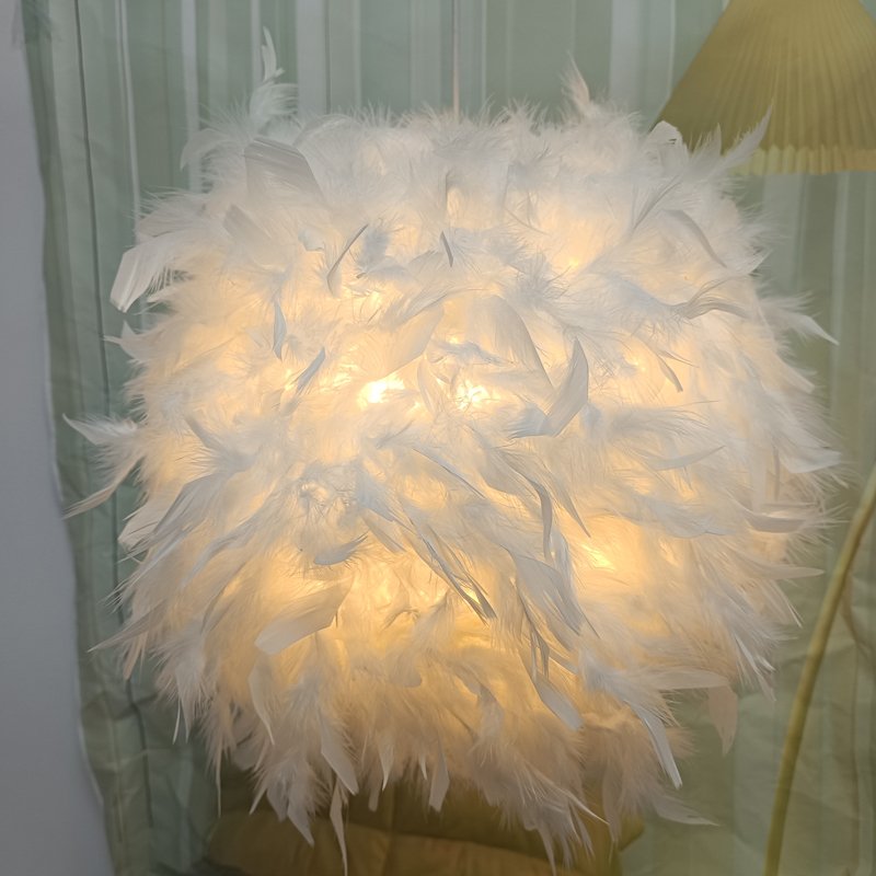 White badminton‑shaped lampshade, fluffy feather spherical chandelier shade, popular decorative lamp accessory for bedroom and dining room