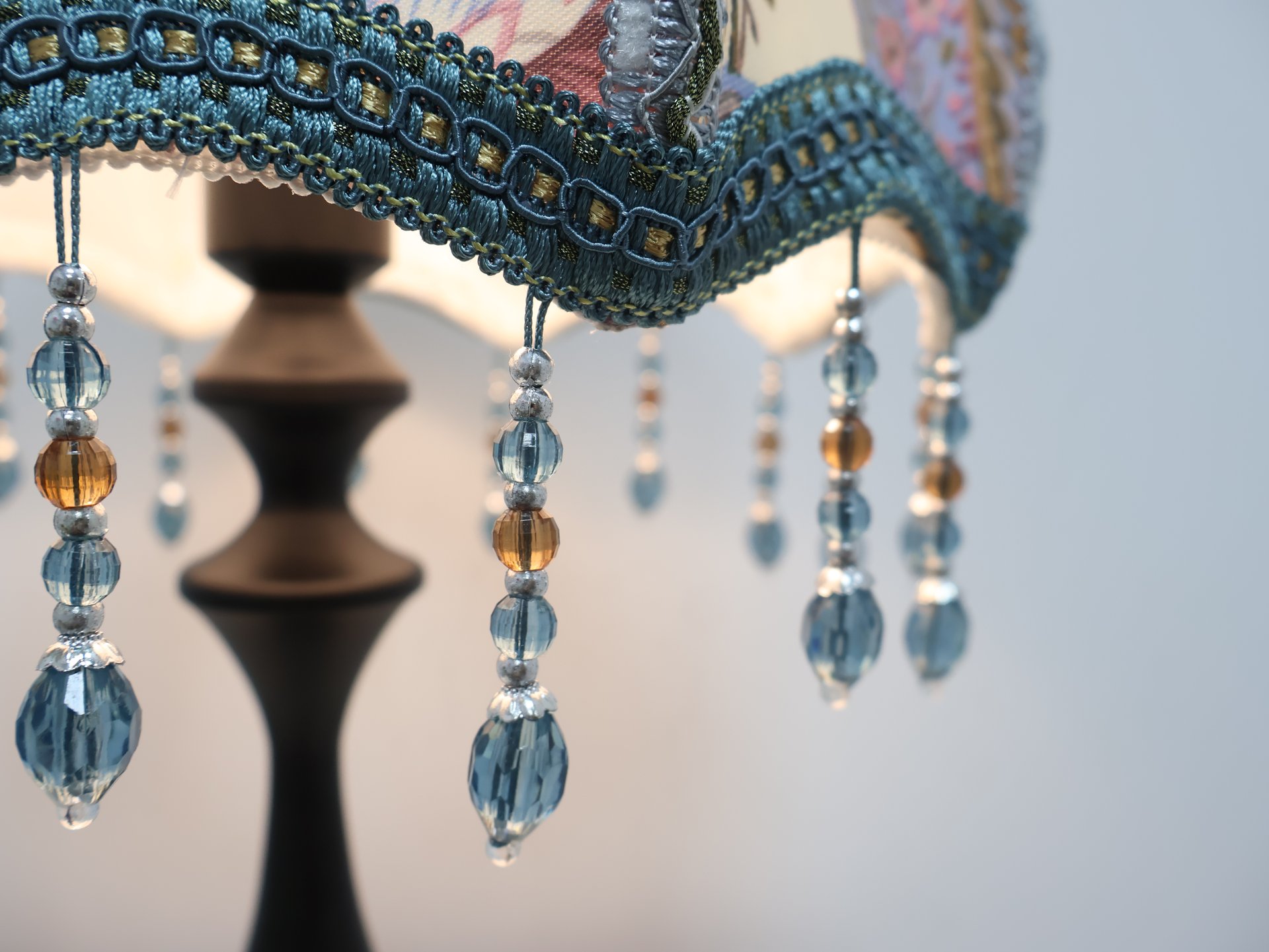 Vintage French Floral Lampshade, Victorian Jacquard Fabric Table Lamp Shade Replacement with Beaded Tassels, Antique Room Decor (Lampshade Only)